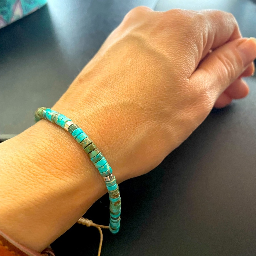 Turquoise beaded bracelet